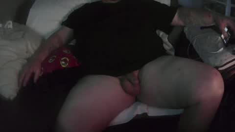 Snapshot of luv2fuk89 chatting on September 29, 10:35 am jayred231413 online show from September 29, 10:35 am