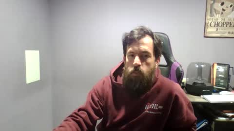 Luv2likslit online show from November 1, 8:29 am