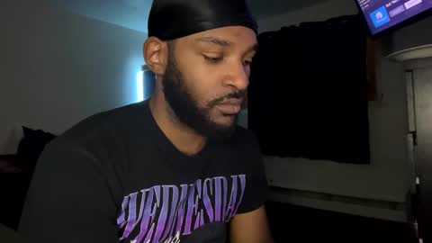 luverboi online show from December 31, 2:08 am