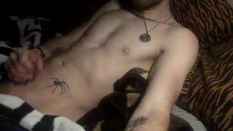 Snapshot of luxxsix86 chatting on January 28, 12:32 pm luxx online show from January 28, 12:32 pm