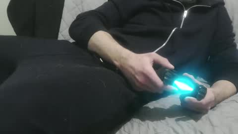 m4dh4tter24 online show from January 11, 9:57 pm