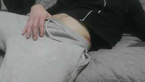 m4dh4tter24 online show from December 3, 10:51 pm