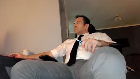 Snapshot of m4st3r_0f_d0m1n4nc3 chatting on February 27, 5:26 pm ready to cum online show from February 27, 5:26 pm