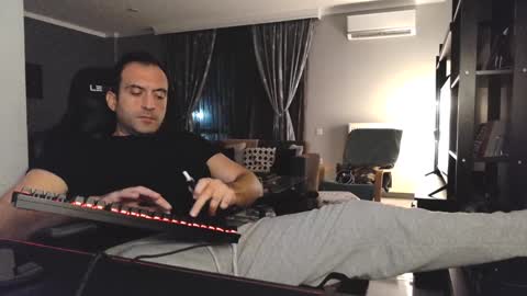 Snapshot of m4st3r_0f_d0m1n4nc3 chatting on December 3, 7:33 pm ready to cum online show from December 3, 7:33 pm