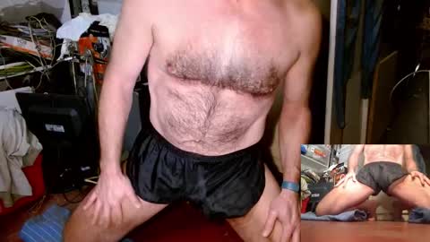 m_grizzly_65 online show from November 23, 8:09 pm