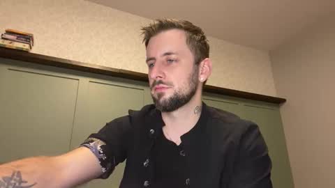 m_stephen online show from February 12, 4:29 am