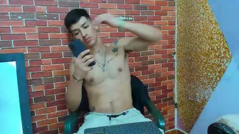 itgram pezlo josue online show from February 19, 12:22 pm