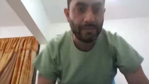 maballay73 online show from June 2, 3:18 am