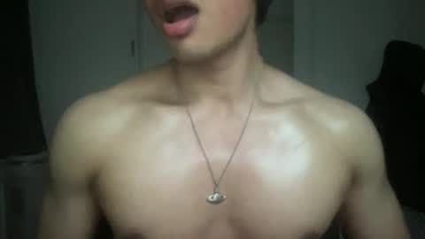 Snapshot of mac_cain chatting on March 11, 10:20 pm Maccain online show from March 11, 10:20 pm