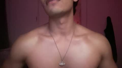 Snapshot of mac_cain chatting on October 8, 9:19 pm Maccain online show from October 8, 9:19 pm