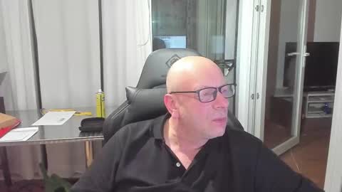 Andy online show from February 3, 12:41 am