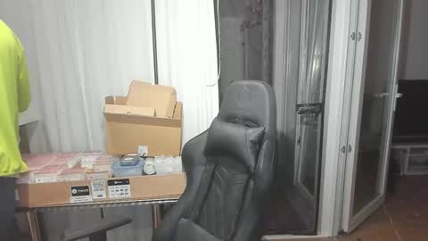 Andy online show from February 15, 9:23 pm