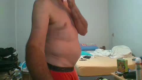 MACHOLIVRE online show from January 1, 5:33 am