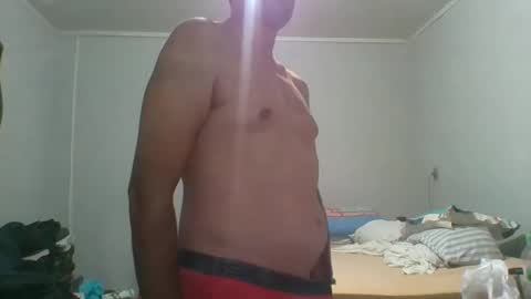 MACHOLIVRE online show from December 31, 5:33 am