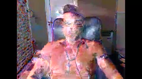 Snapshot of machobuscador chatting on February 7, 4:59 am MACHO BUSCADOR online show from February 7, 4:59 am