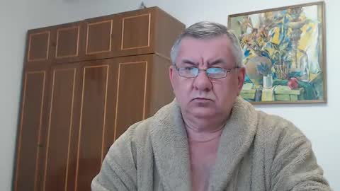 Snapshot of machomale3 chatting on February 11, 2:02 pm Macho online show from February 11, 2:02 pm