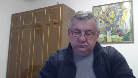 Snapshot of machomale3 chatting on February 13, 5:26 am Macho online show from February 13, 5:26 am