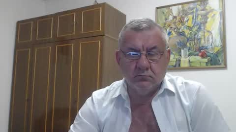 Snapshot of machomale3 chatting on September 14, 6:32 pm Macho online show from September 14, 6:32 pm