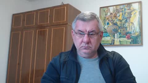 Snapshot of machomale3 chatting on February 14, 1:29 pm Macho online show from February 14, 1:29 pm