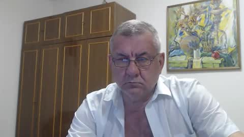 Snapshot of machomale3 chatting on September 18, 7:38 pm Macho online show from September 18, 7:38 pm