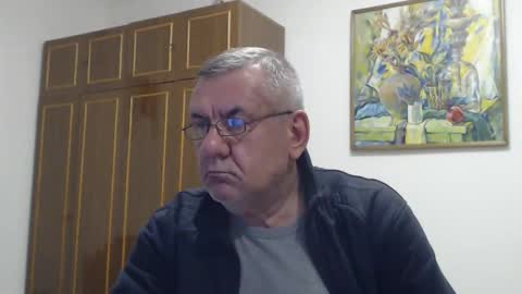 Snapshot of machomale3 chatting on October 5, 11:20 pm Macho online show from October 5, 11:20 pm