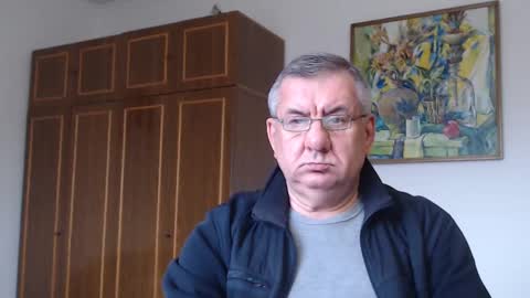 Snapshot of machomale3 chatting on January 2, 12:57 pm Macho online show from January 2, 12:57 pm