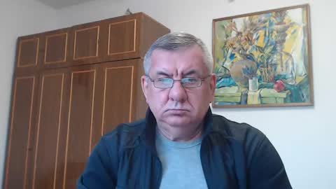 Snapshot of machomale3 chatting on January 28, 1:59 pm Macho online show from January 28, 1:59 pm