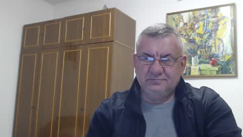 Snapshot of machomale3 chatting on February 21, 9:11 pm Macho online show from February 21, 9:11 pm