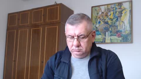 Snapshot of machomale3 chatting on January 16, 12:31 pm Macho online show from January 16, 12:31 pm