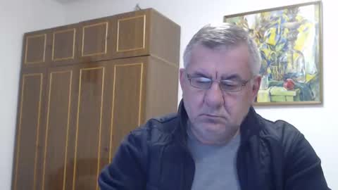 Snapshot of machomale3 chatting on December 31, 6:16 am Macho online show from December 31, 6:16 am