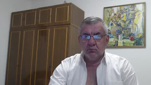 Snapshot of machomale3 chatting on December 29, 10:03 pm Macho online show from December 29, 10:03 pm
