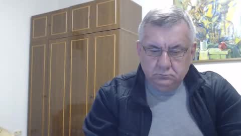 Snapshot of machomale3 chatting on March 10, 10:02 pm Macho online show from March 10, 10:02 pm