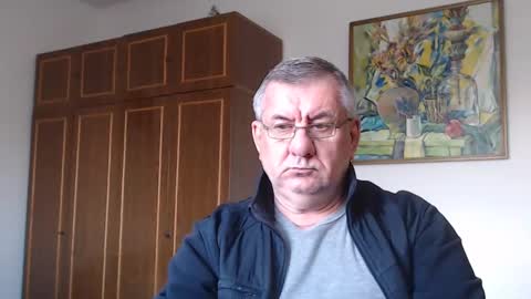 Snapshot of machomale3 chatting on January 4, 12:49 pm Macho online show from January 4, 12:49 pm