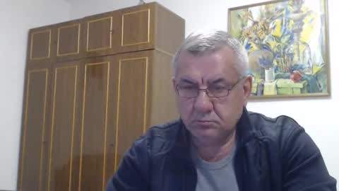 Snapshot of machomale3 chatting on October 3, 4:12 pm Macho online show from October 3, 4:12 pm