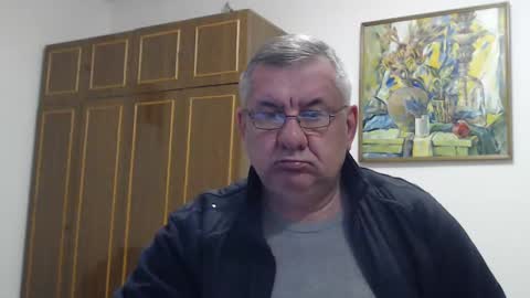 Snapshot of machomale3 chatting on January 30, 10:20 pm Macho online show from January 30, 10:20 pm