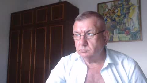 Snapshot of machomale3 chatting on September 9, 3:22 pm Macho online show from September 9, 3:22 pm