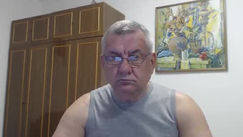 Snapshot of machomale3 chatting on September 23, 9:25 pm Macho online show from September 23, 9:25 pm