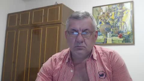 Snapshot of machomale3 chatting on March 8, 5:52 pm Macho online show from March 8, 5:52 pm