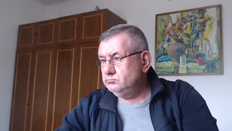 Snapshot of machomale3 chatting on February 2, 12:02 pm Macho online show from February 2, 12:02 pm