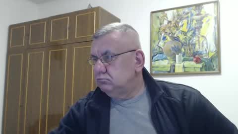 Snapshot of machomale3 chatting on January 7, 3:22 pm Macho online show from January 7, 3:22 pm