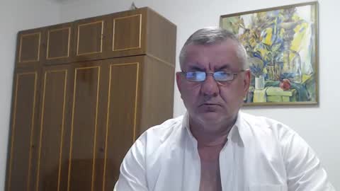 Snapshot of machomale3 chatting on December 14, 4:31 pm Macho online show from December 14, 4:31 pm