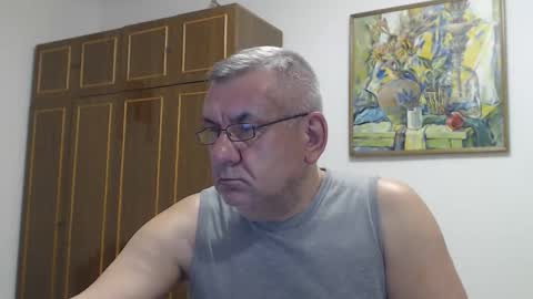 Snapshot of machomale3 chatting on September 27, 7:12 pm Macho online show from September 27, 7:12 pm