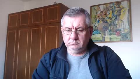 Snapshot of machomale3 chatting on February 9, 11:47 am Macho online show from February 9, 11:47 am