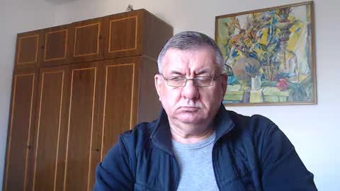 Snapshot of machomale3 chatting on March 4, 12:01 pm Macho online show from March 4, 12:01 pm