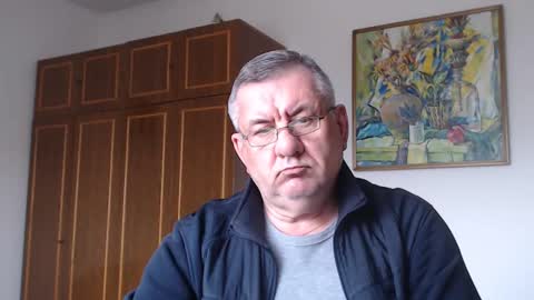 Snapshot of machomale3 chatting on March 7, 2:56 pm Macho online show from March 7, 2:56 pm