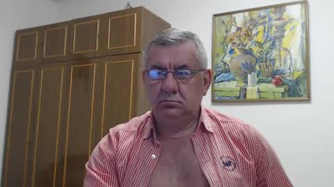 Snapshot of machomale3 chatting on February 5, 8:57 pm Macho online show from February 5, 8:57 pm