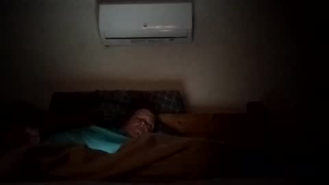 Snapshot of mack9875 chatting on October 9, 3:55 am mack9875 online show from October 9, 3:55 am