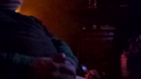 Snapshot of mack9875 chatting on January 14, 11:31 am mack9875 online show from January 14, 11:31 am