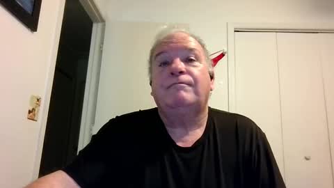 mackdocc001 online show from November 5, 7:38 pm