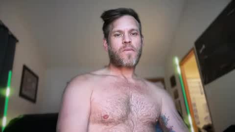 mackincali420 online show from October 10, 1:32 am